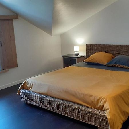 Grande Chambre D'Hote Les Chats-Pitres La Rochette (Charente) Exterior foto