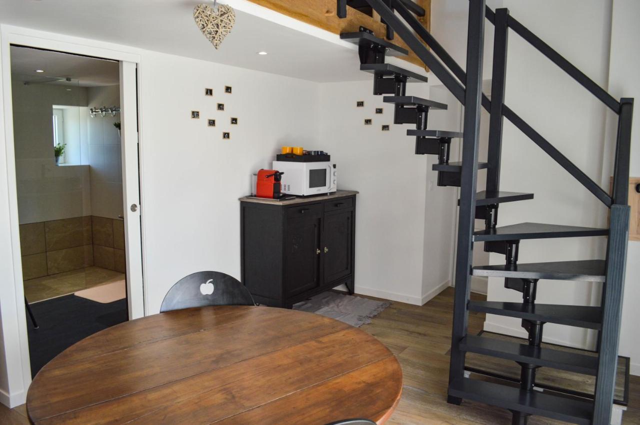 Grande Chambre D'Hote Les Chats-Pitres La Rochette (Charente) Exterior foto